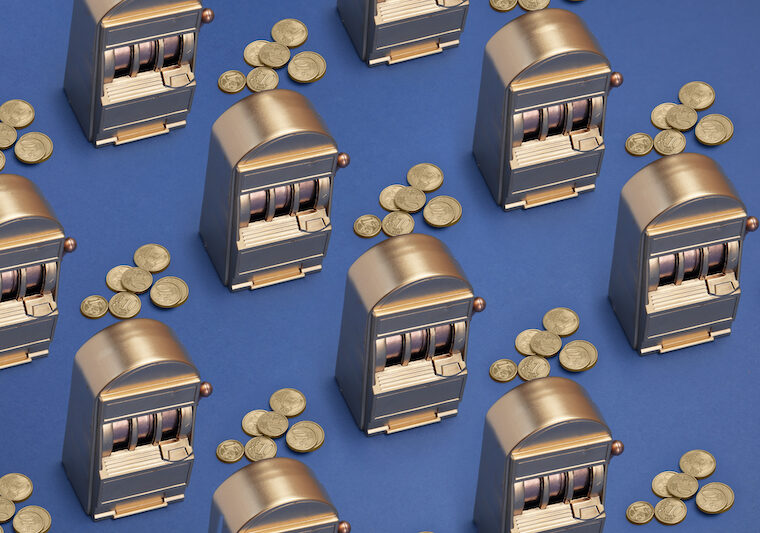 Miniatyr slotsmaskiner i guld